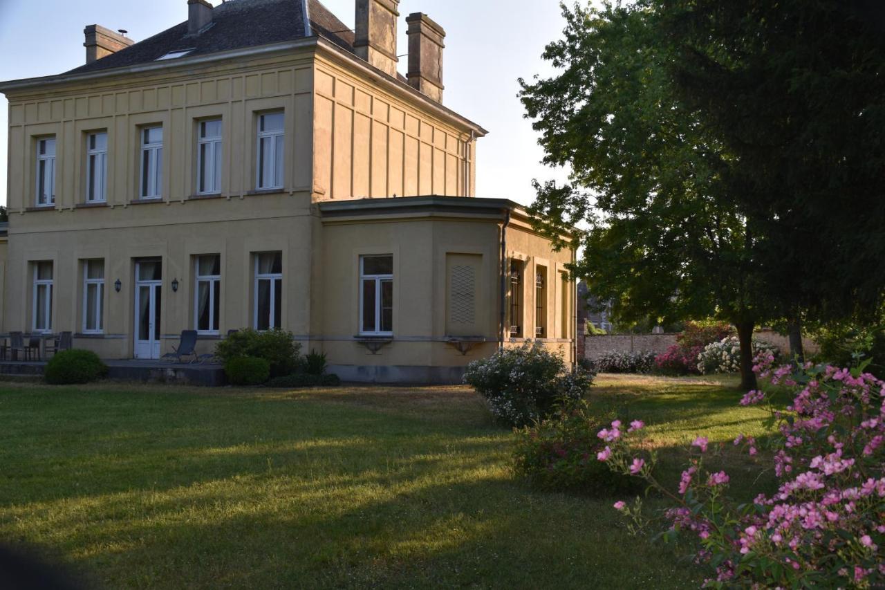 Petit Chateau A La Campagne. Beloeil ภายนอก รูปภาพ